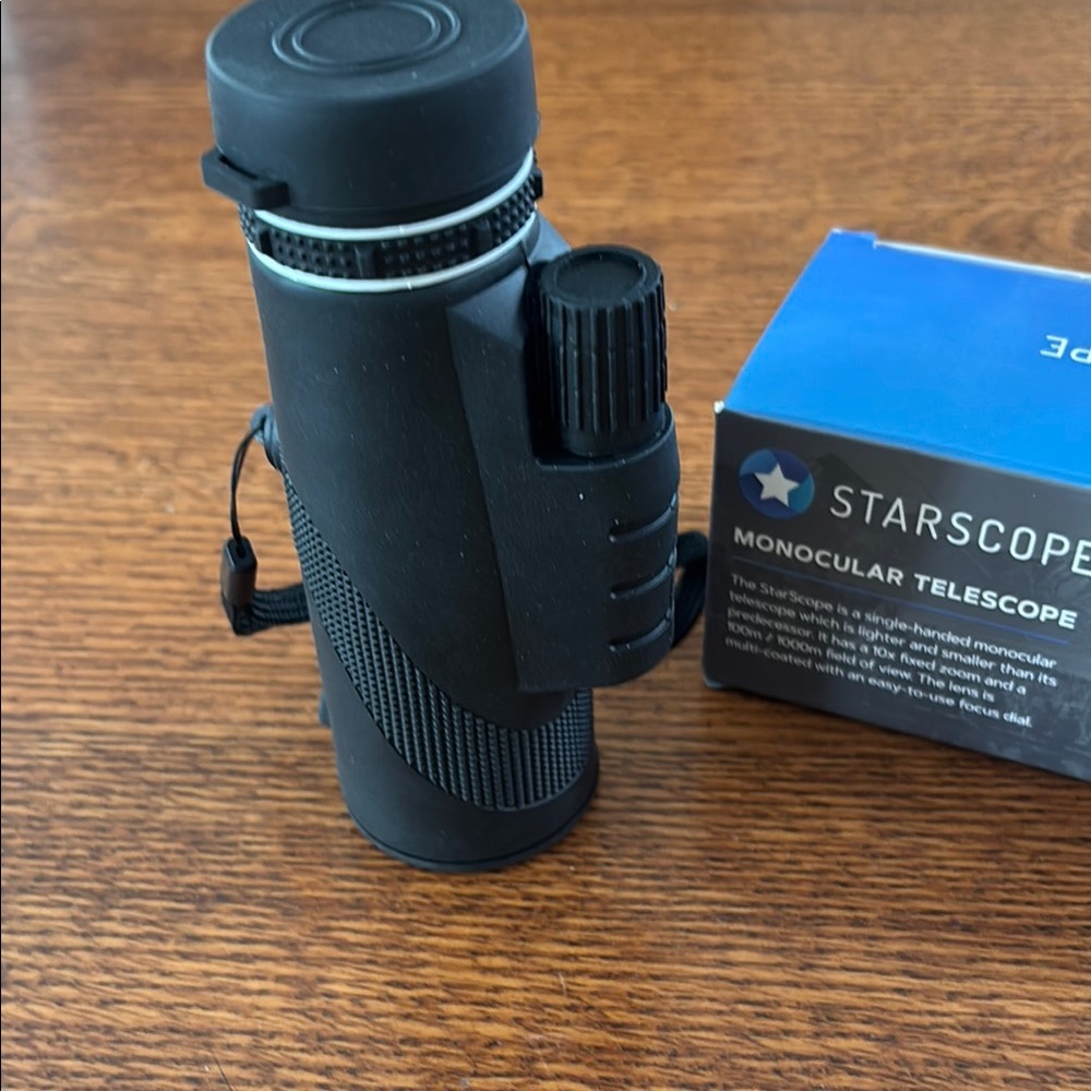 Monocular telescope with strap